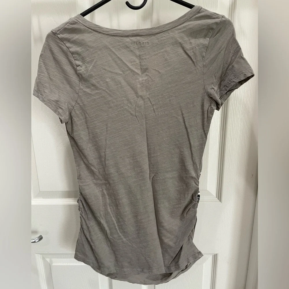 Maternity T-shirt - Picture 2 of 2